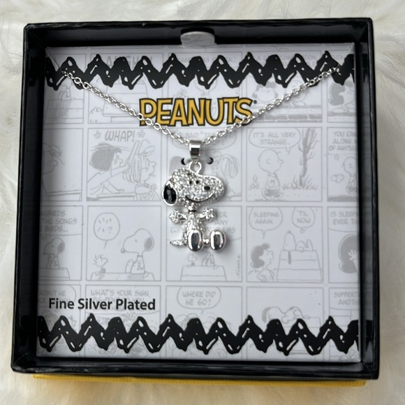 🆕 Peanuts Snoopy Rhinestone Crystals Pendant Necklace Fine Silver Plated - Picture 9 of 11